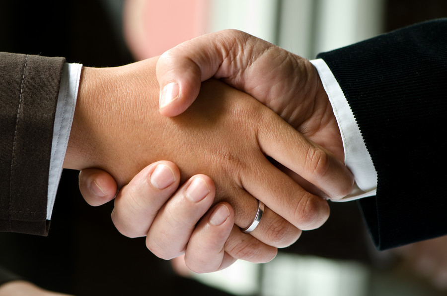 松江刑事律師解讀:經(jīng)濟(jì)案件能否異地報(bào)案