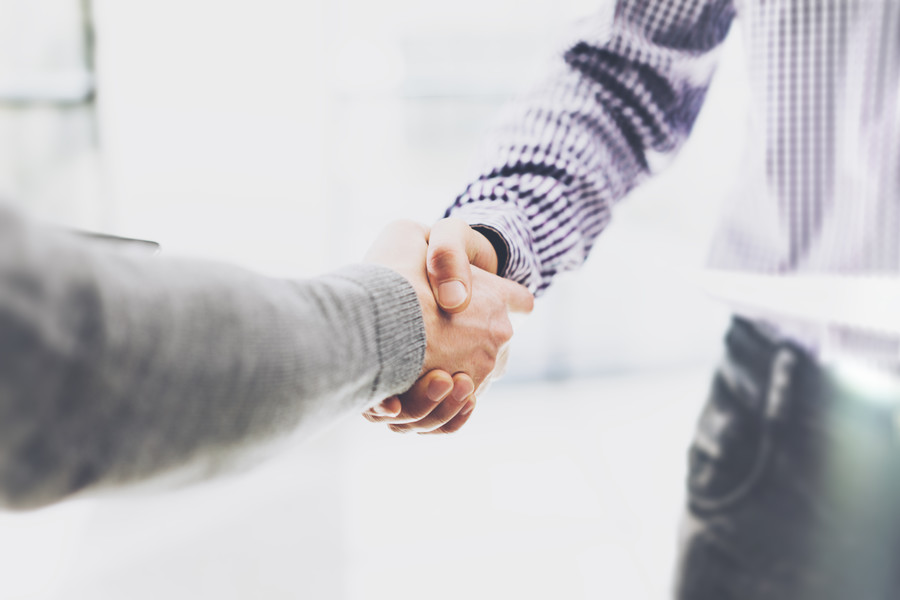 抉擇之間:上海取保候?qū)徛蓭熃馕雎蓭煾嬷桓嫒”:驅(qū)忥L險與后果的法律道路