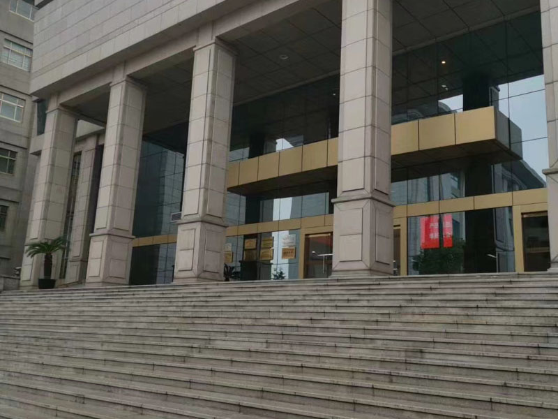 使用大量僵尸賬號構(gòu)成什么罪？上海刑事訴訟律師來回答