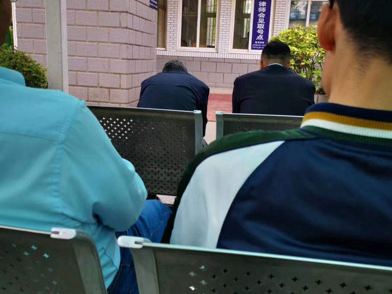 上海刑事拘留律師為您講解組織未成年人進(jìn)行違反治安管理罪如何處罰