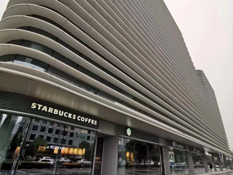 青浦區(qū)刑事律師來講講怎樣維護個人信用安全避免成為信用卡詐騙罪的受害者