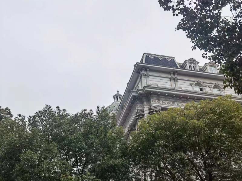 寶山區(qū)刑事律師來講講如何從法制和道德層面遏制聚眾斗毆發(fā)展