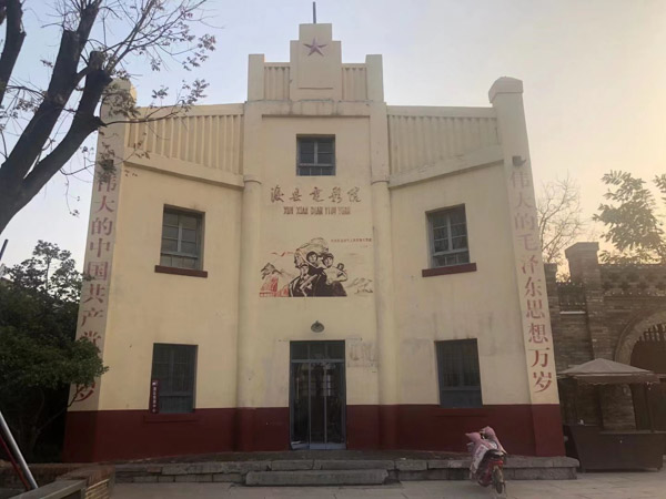 上海專辦刑事案件律師來講講非法吸取公眾取款罪眾的公眾如何認(rèn)定